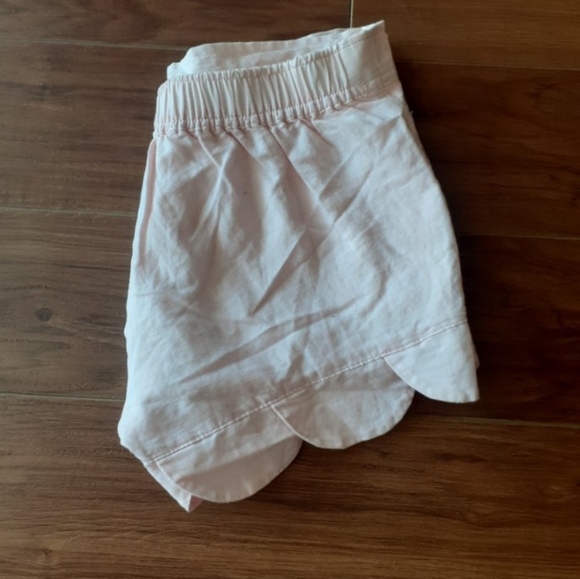 Country road shorts - negotiable price - Picture 2 of 2